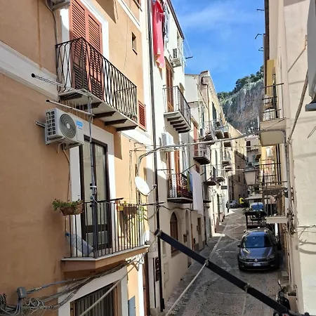 Fiamma * Cefalù